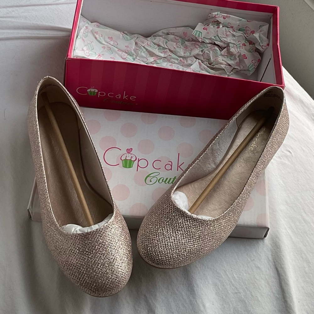 Cupcake Couture from payless. Size 4 in girls. Rose Gold.